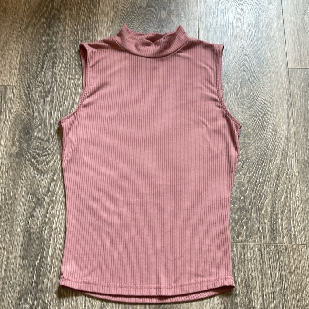 💕BOGO💕Dusty pink mock neck top sleeveless high neck ribbed